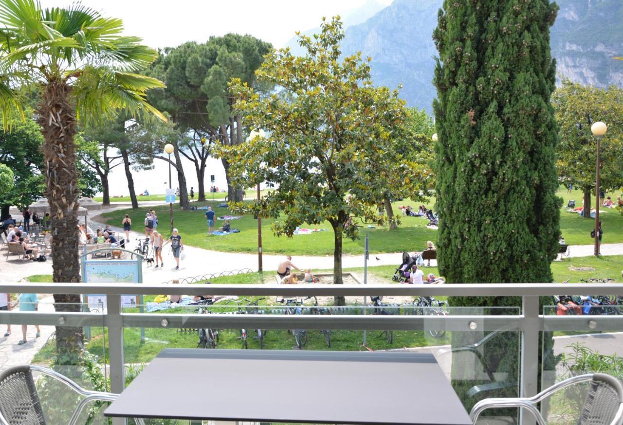 Terrazza Sul Lago Riva del Garda Exterior photo