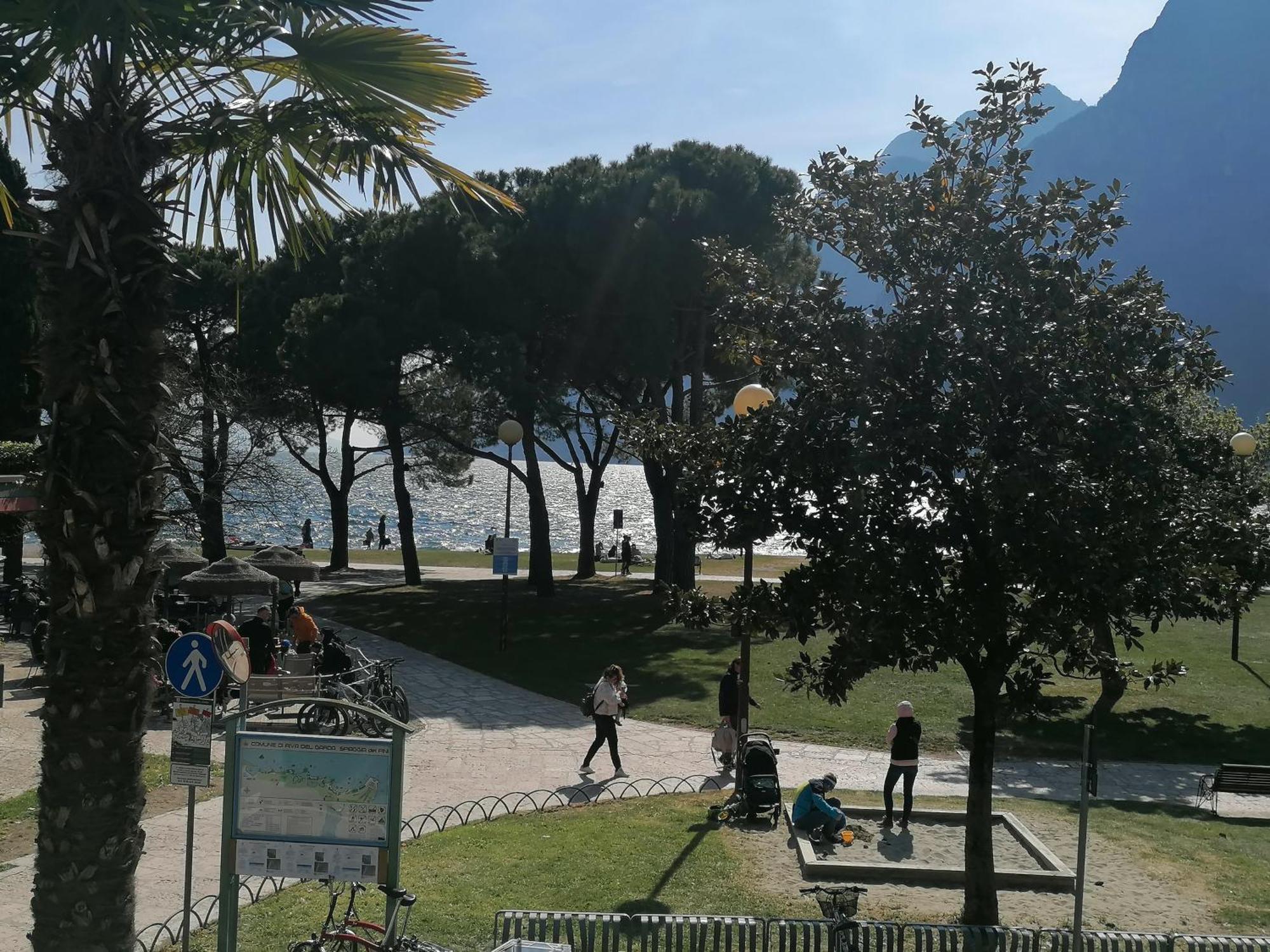 Terrazza Sul Lago Riva del Garda Exterior photo